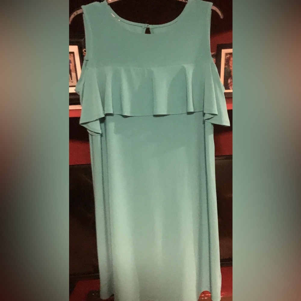 Beautiful Bare Shoulder Dress